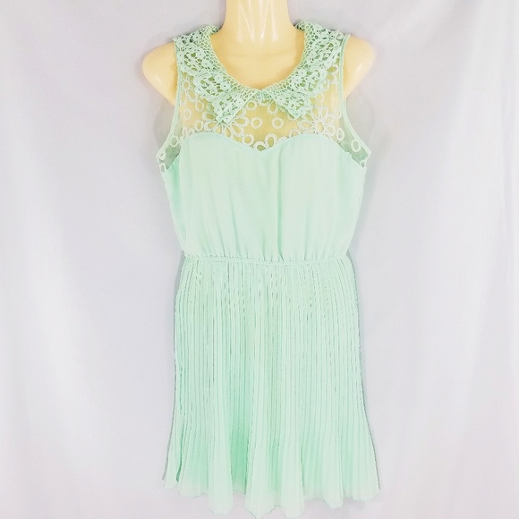 Pinky Mint Green Lace Sheer Collar Pleated Dress M - Picture 1 of 7